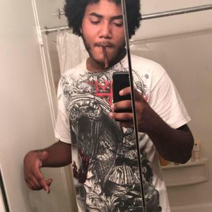 Meet your Posher, Johnathan